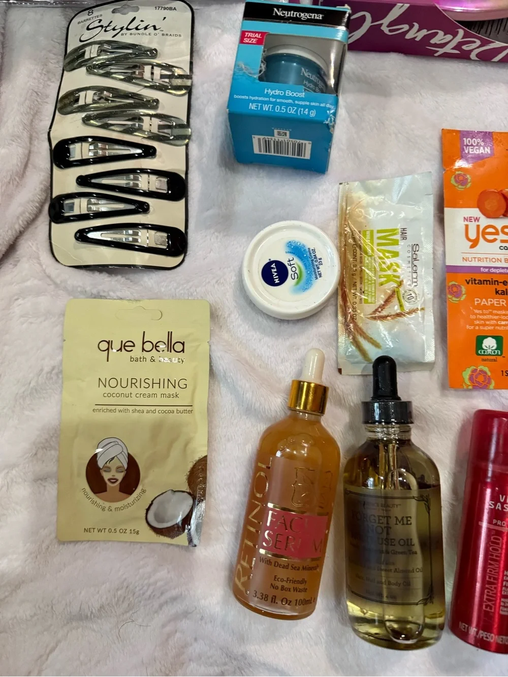 Beauty Bundle of Assorted Beauty Tools & Masks - 12 pieces